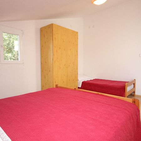 Apartments With A Parking Space Zavala, Hvar - 8912 الغرفة الصورة