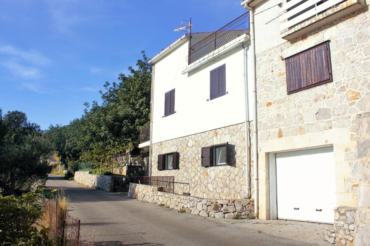 Apartments With A Parking Space Zavala, Hvar - 8912 المظهر الخارجي الصورة