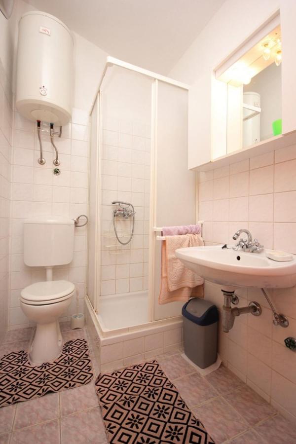 Apartments With A Parking Space Zavala, Hvar - 8912 المظهر الخارجي الصورة
